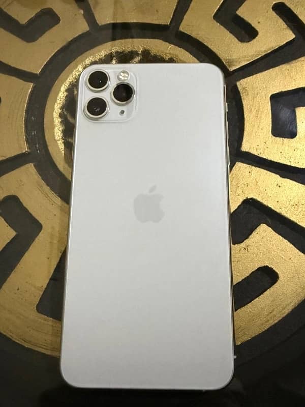 iPhone 11 Pro Max 0