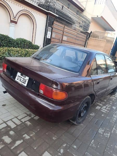 Mitsubishi Lancer 1993 3