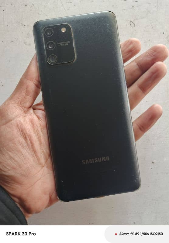 Samsung Galaxy S10 lite 3