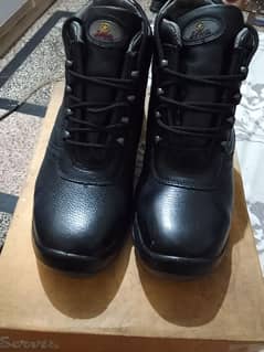 new safety shoes size 8 number