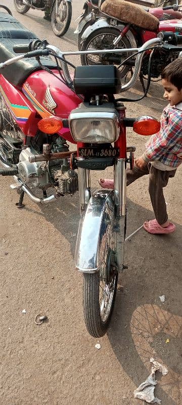 Honda CD 2011 with out latter 2