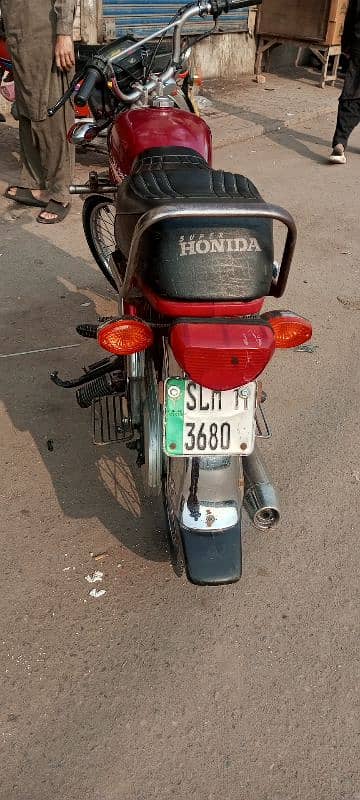 Honda CD 2011 with out latter 3