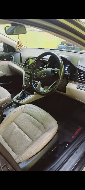 Hyundai Elantra GLS 2022 3