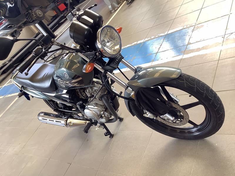 Yamaha YB 125Z-DX 2023 3