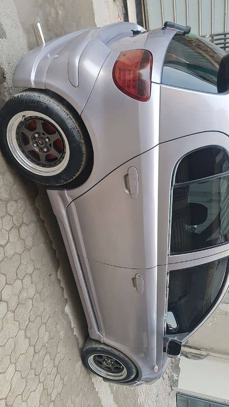 Toyota Vitz 2003 2