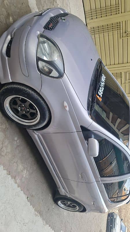 Toyota Vitz 2003 7