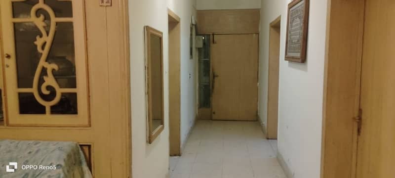 1 KANAL LOWER PORTION AVAILABLE FOR RENT IN MODEL TOWN N BLOCK 12