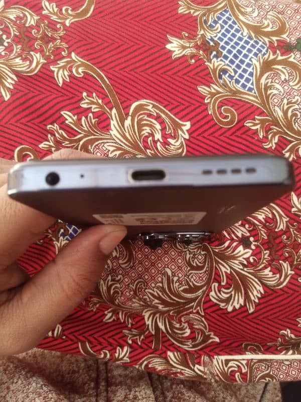 infinix Hot40i 5