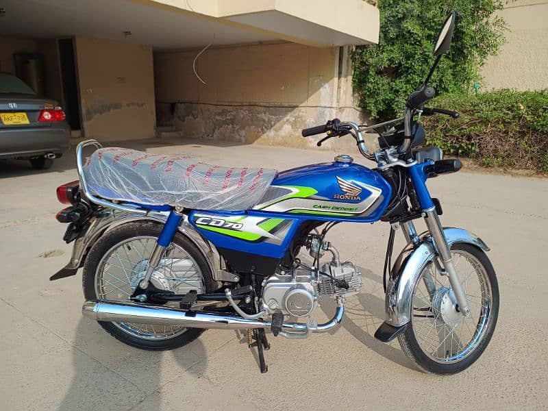 Blue Japanese Atlas Honda Cd-70 Only 2197 KMs Driven. 7