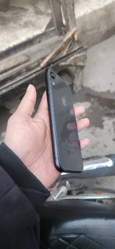 iphone XR non PTA 128gb 1