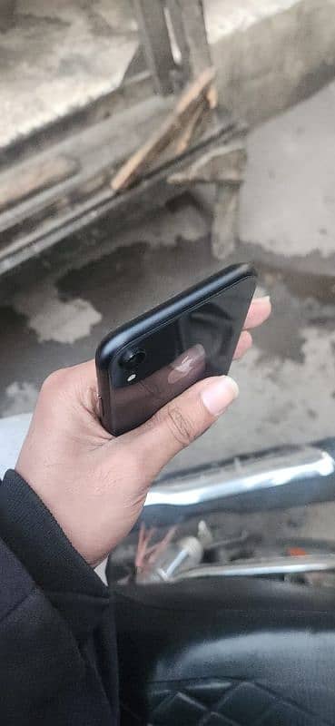 iphone XR non PTA 128gb 4