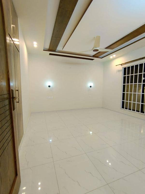 5 Marla Full House Stylish Design For Rent IN DHA Lahore 3