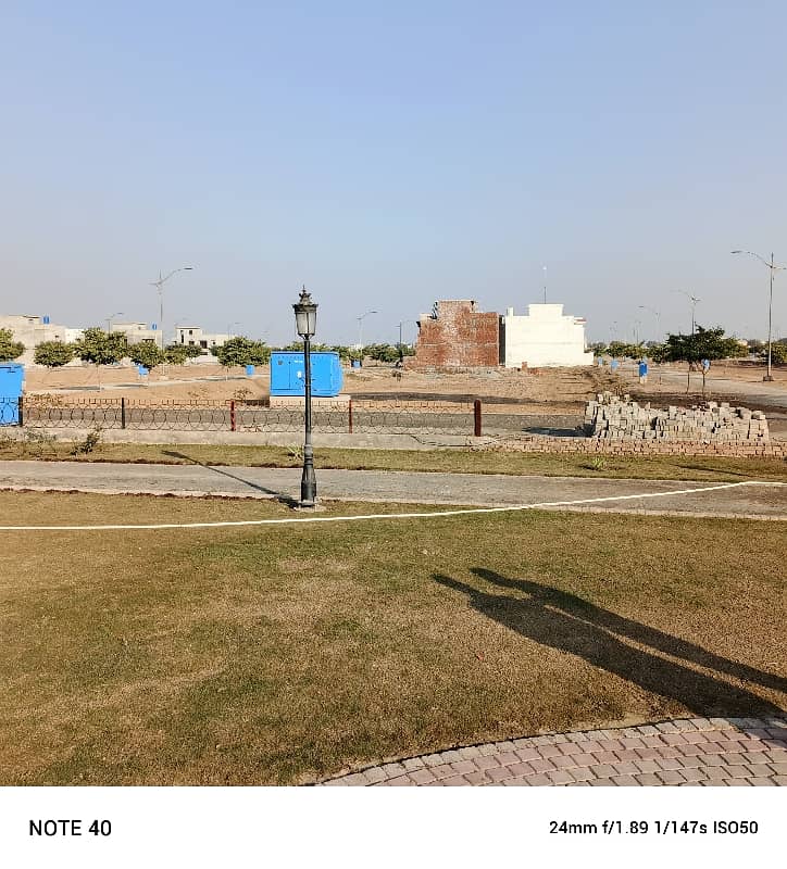 Buying A Residential Plot In Lahore? 4