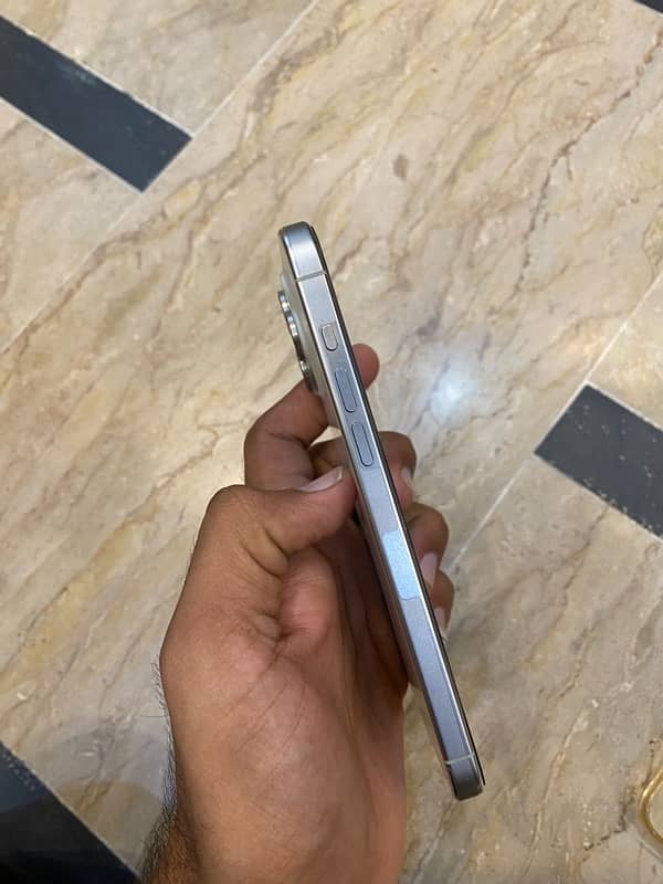 iphone 15pro max non pta jv white color 4