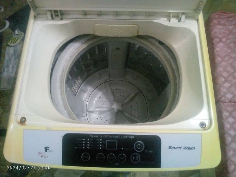 Auto matic washing machine  contact num 03014681157 1