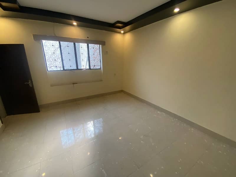 10 Marla 3 Bed Tvl Drawing Store Garage Big Road For Rent 10