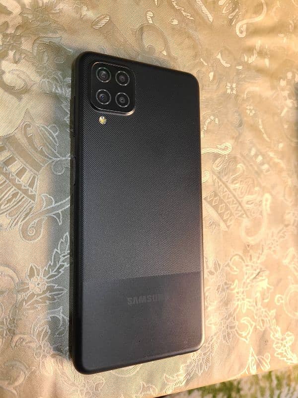 Samsung Galaxy A12 0