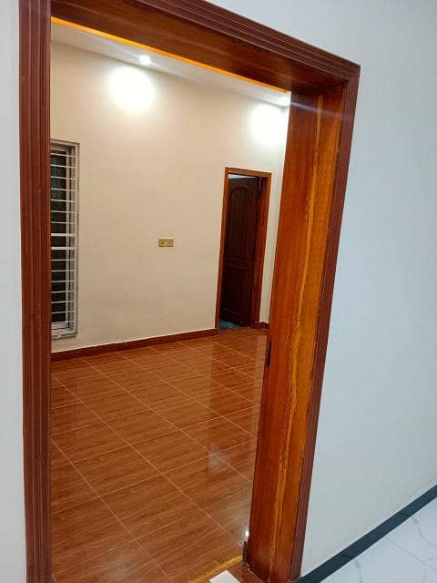 8 Marla Portion Available For Rent In Audits And Accounts Near Valancia Town 1