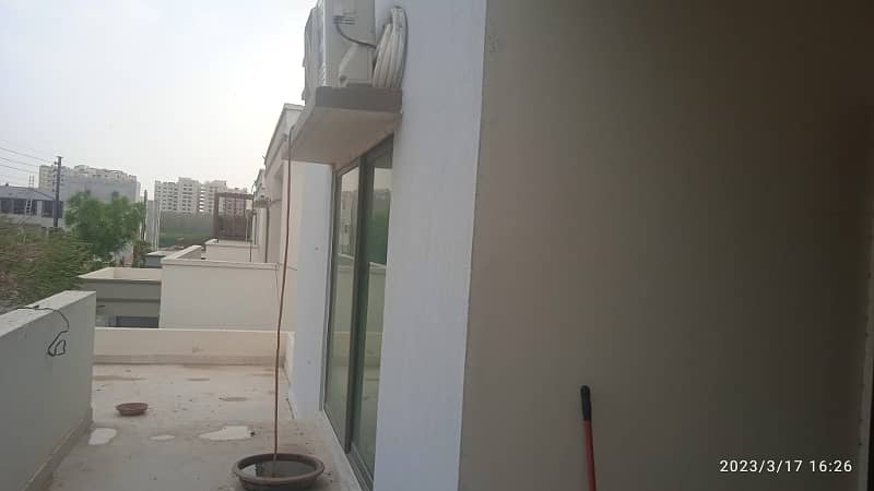 IH House (500 Square Yard) In-Front Of FALCON ENTRY GATE, Main Boulevard And Family Park Is For Sale 16