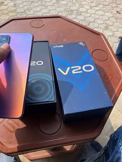 Vivo v 20