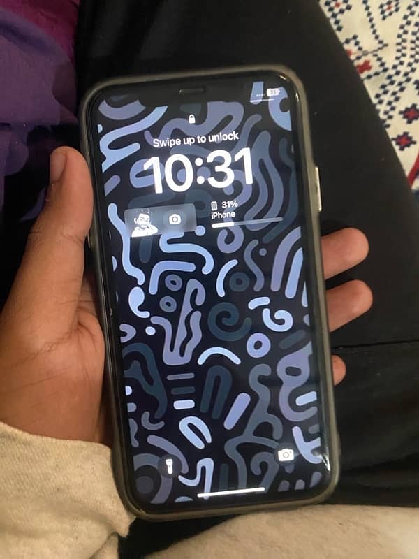 iPhone 11 64 GB 3