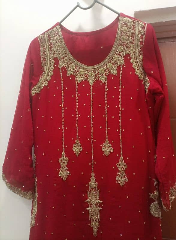 Red heavy embroidery suit 0