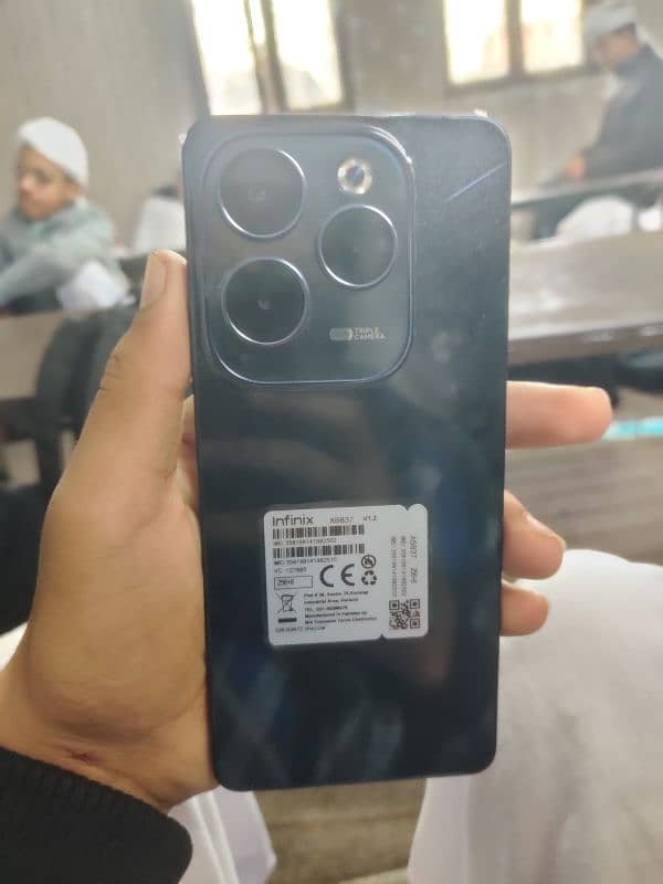 Infinix hot 40 pro 16/256 0