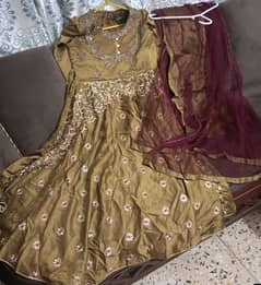 golden frock with dupatta