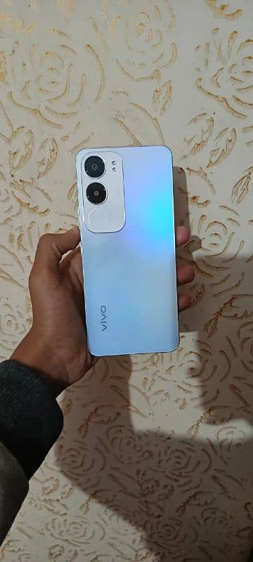 Vivo Y19s Only 25 days Used 6 + 128 4