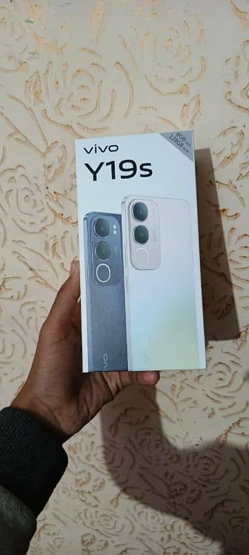 Vivo Y19s Only 25 days Used 6 + 128 6