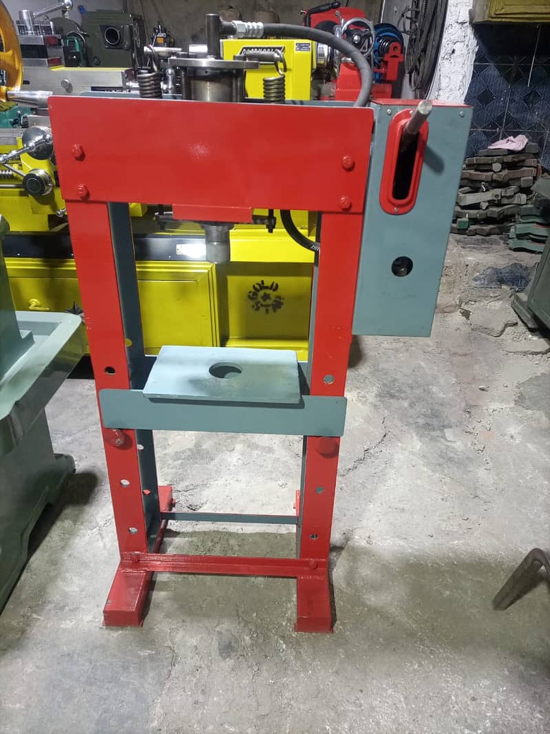 Hydraulic Power Press Machine 1