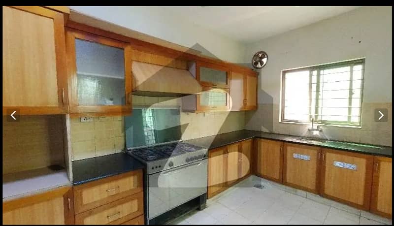 For rent available . . . . Askari 11 A block 11 marla. . . 5 bed special house fully furnished available for rent 7