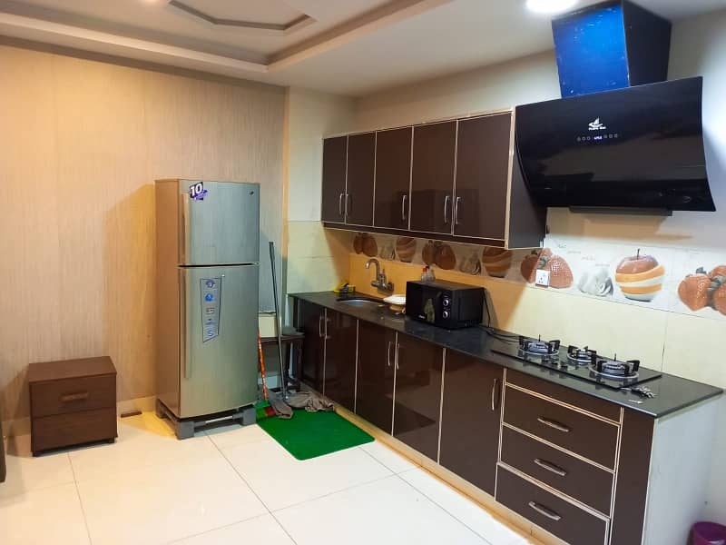 One bedroom VIP apartment for rent on daily basis in bahria town 1