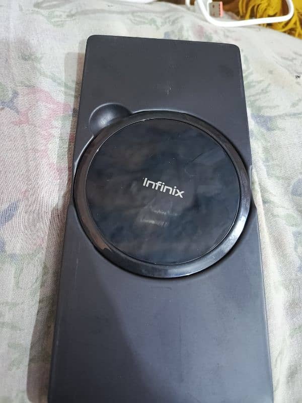 Infinix Note 30 pro With complete box Urgent Sale 5