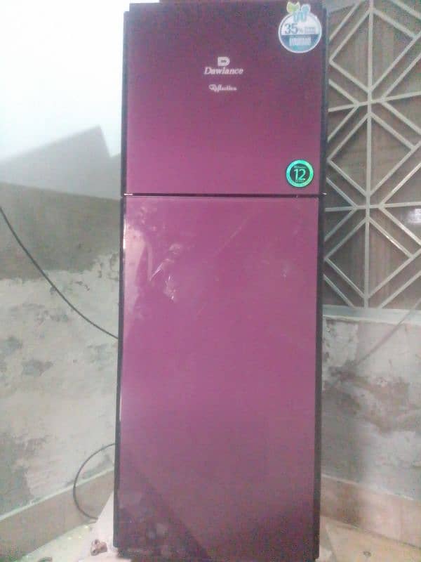 Dawlance Refrigerator Medium size 35% energy saver 0