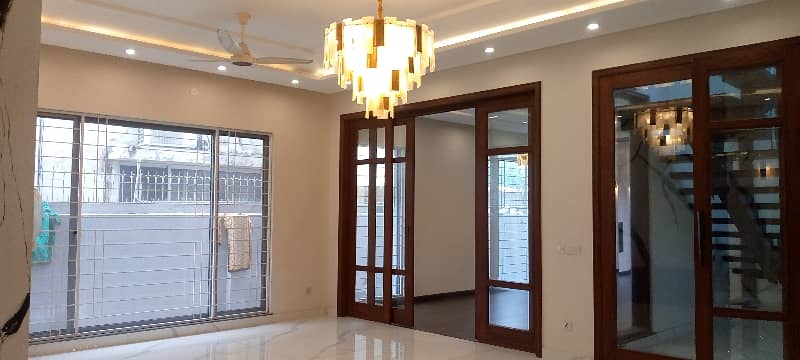 1 Kanal Brand New House For Sale 12