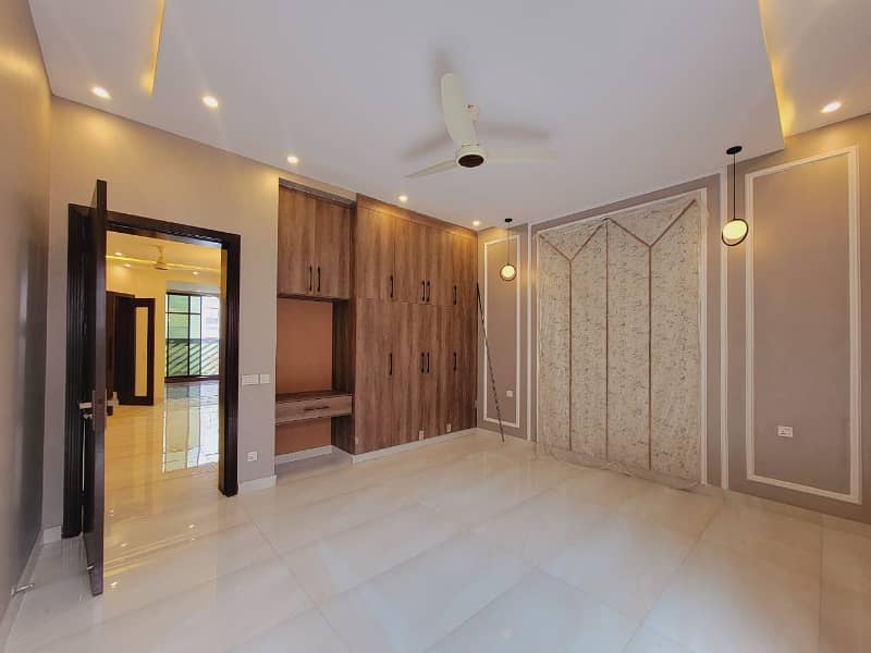 10 Maral most beautiful house for sale Statelife housing lahore 20