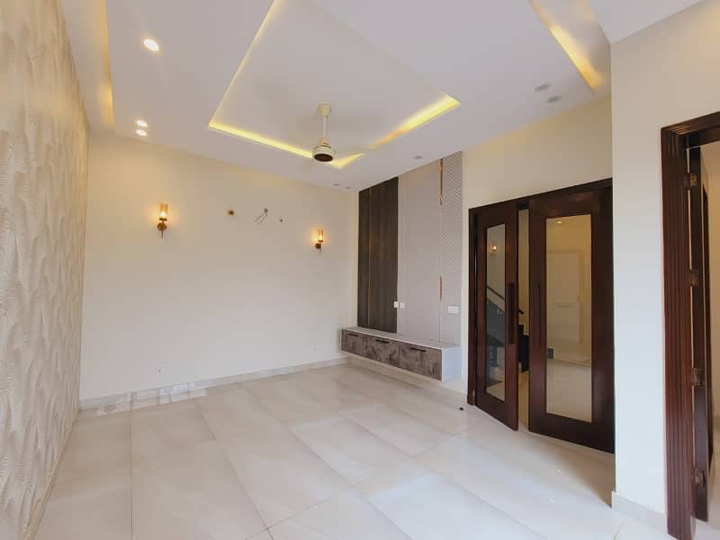 10 Maral most beautiful house for sale Statelife housing lahore 21