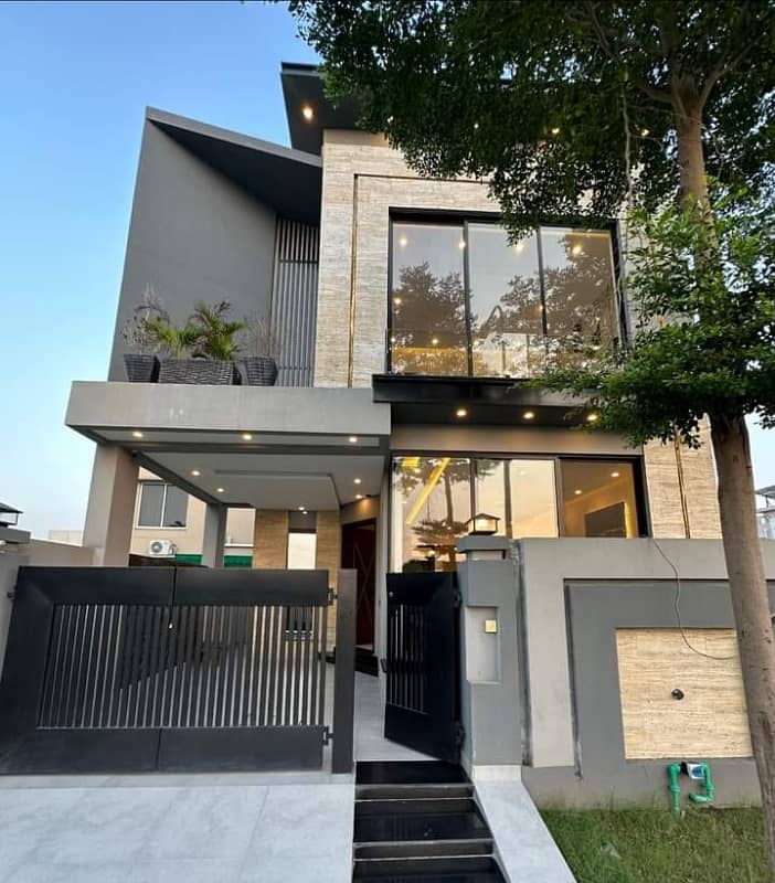 5 Maral Modern Design Style House For Sale statlife society 0