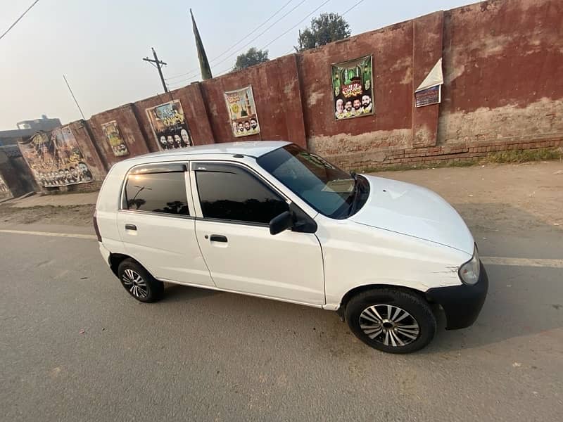 Suzuki Alto 2011 4