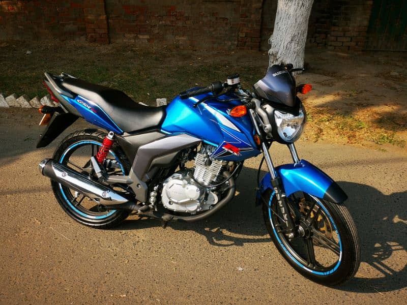 Suzuki GSx-125 11