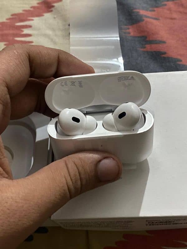 Apple Airpods Pro 2 Gen 4