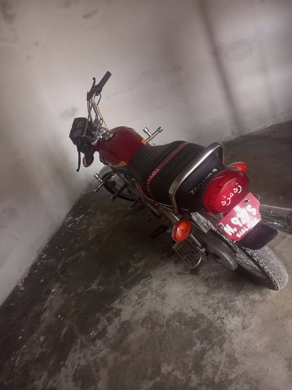 Honda 125 4