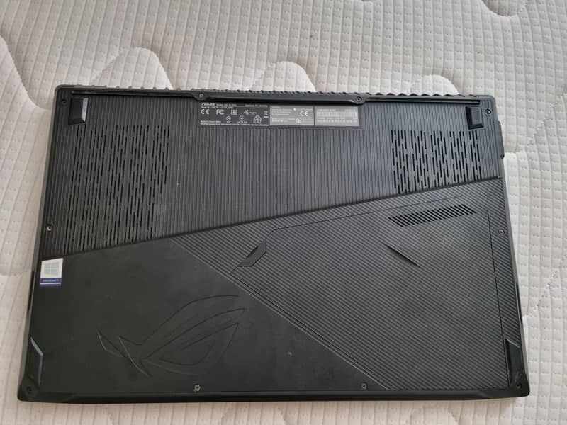 ASUS ROG Strix Scar 2 (GL703GM) power machine 8