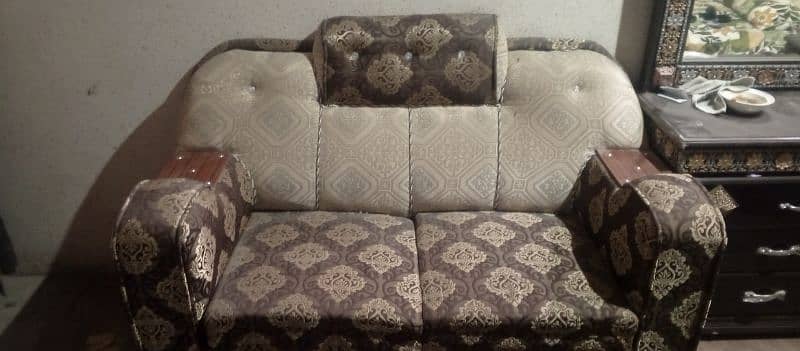 sofa set 123 total set only 3 month use 0