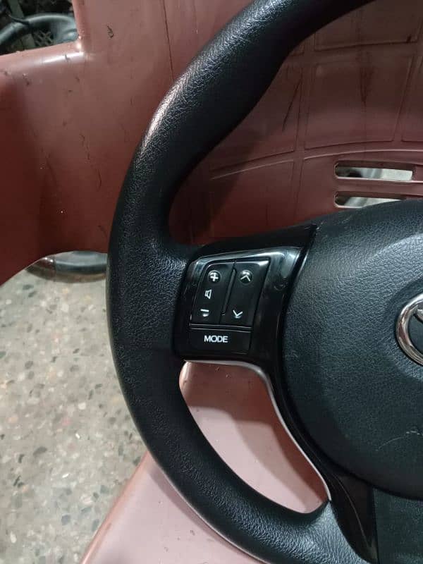 Toyota Vitz New Multimedia Steering with Airbag 5