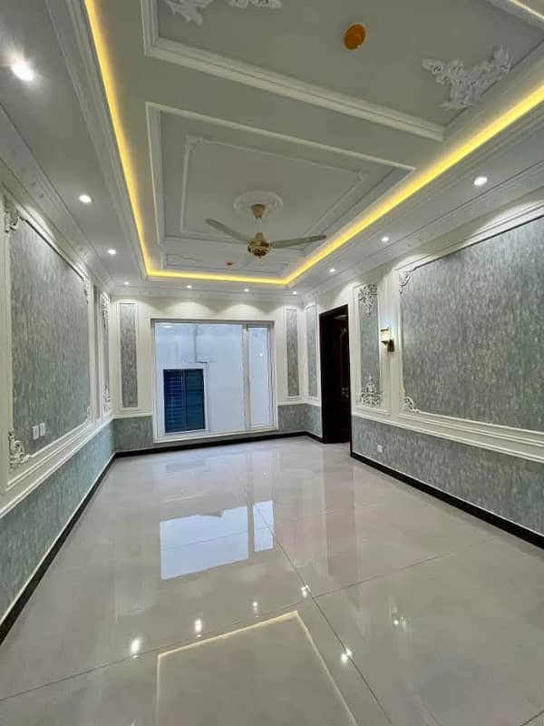 harmain royal residency 3 be dd and 4 bed dd for rent reday to move 4 bed 105k and 3 bed 90k with maintainanace 5