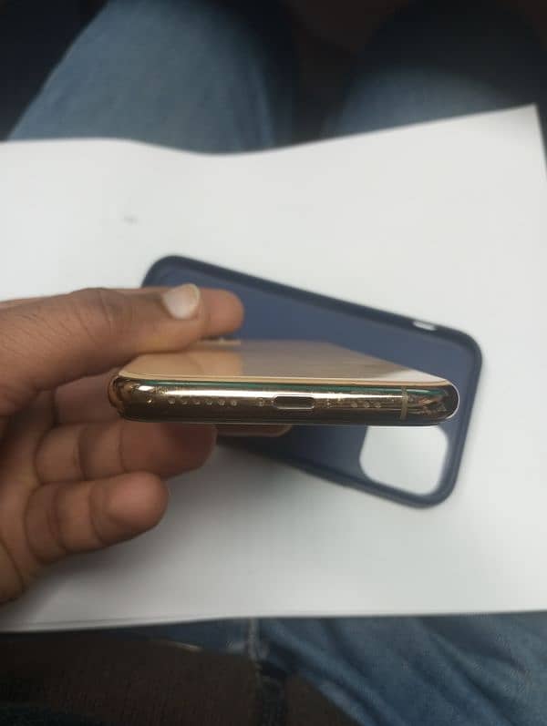 iphone 11pro Pta approved 6