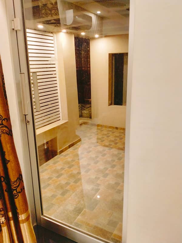 10 Marla Fully Furnished House For Rent In Bahria Town Lahore. 5