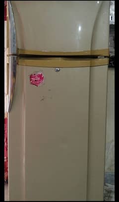 Pell fridge Good Condition Home used. .